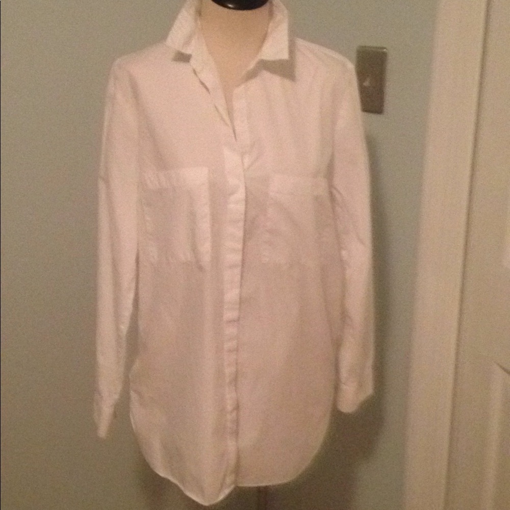 BOGO‼️Oversized white shirt
